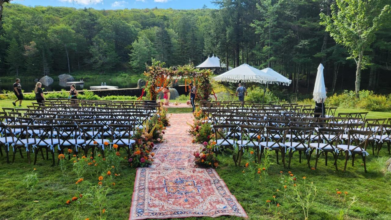 Ceremony aisle at the Waterfall Venue